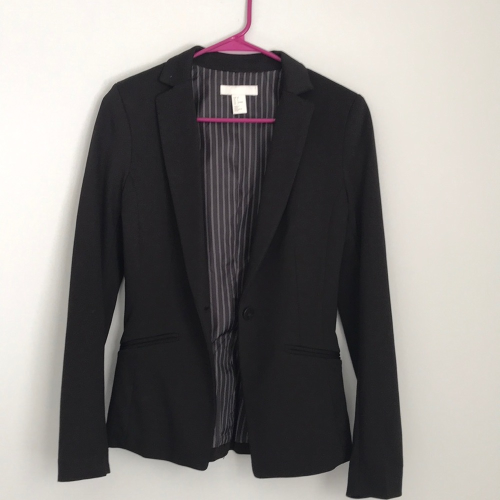 H&M Black women’s blazer